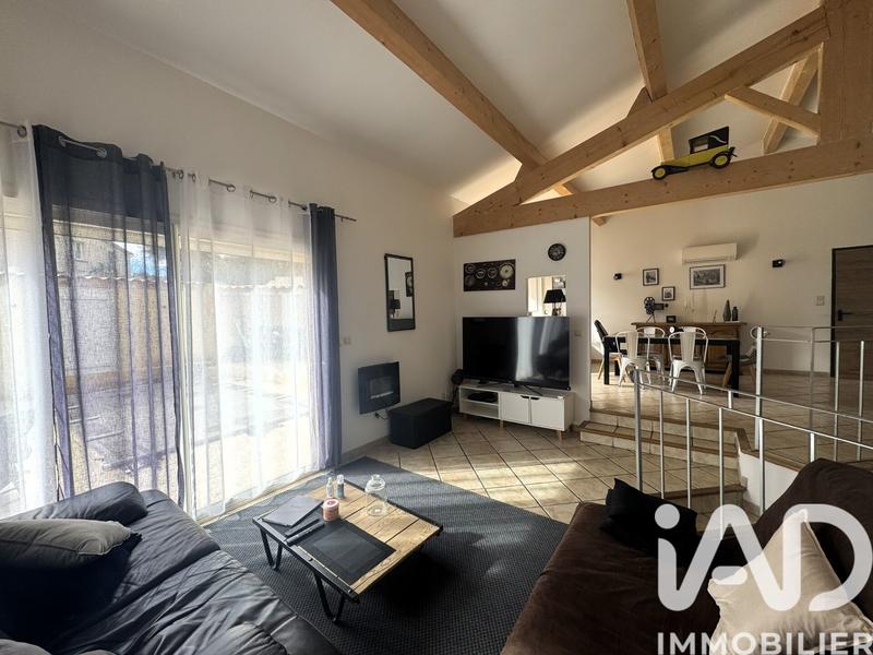 Maison - 94 m² - 4 pièces