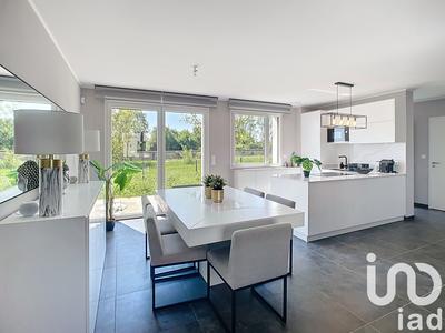 Maison - 101 m² - 5 pièces