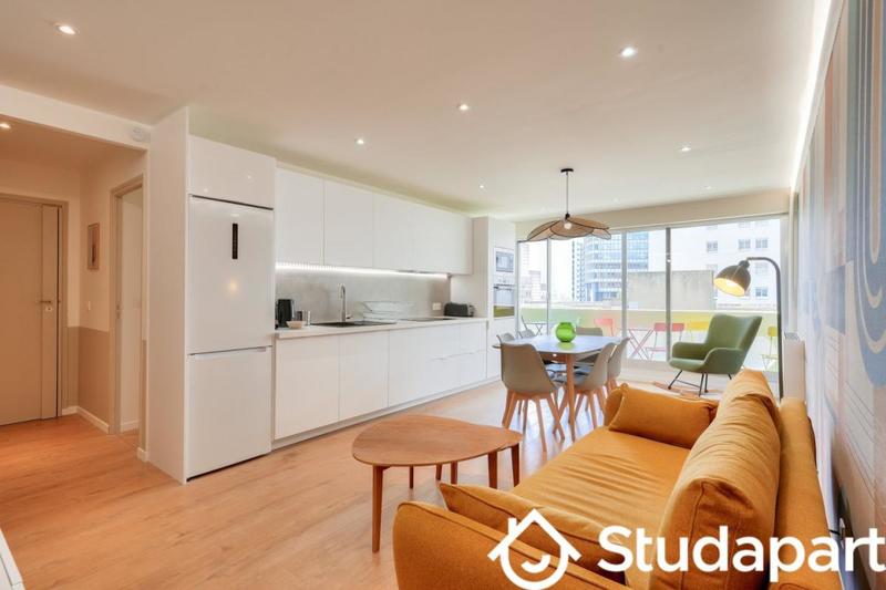 Chambre - 10 m² - 1 pièce