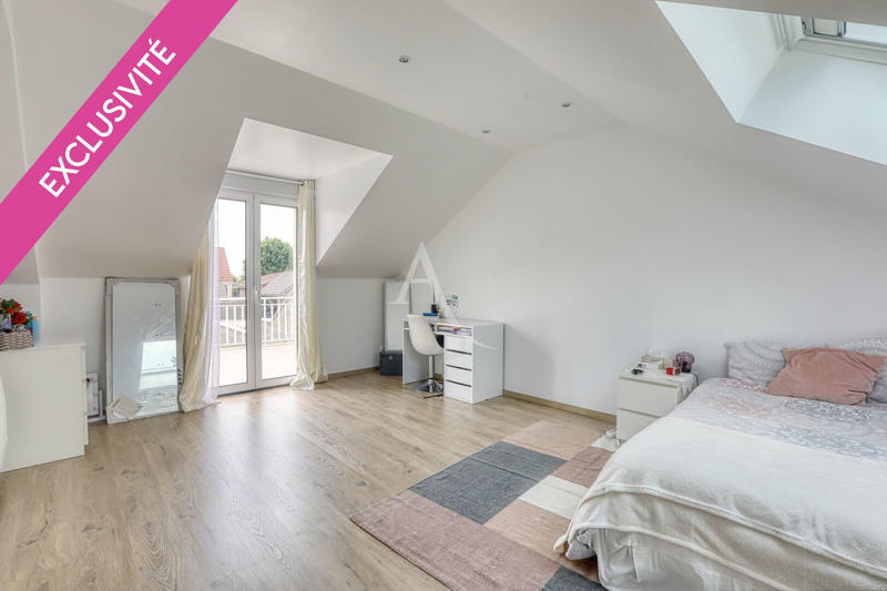 Maison - 151 m² - 7 pièces