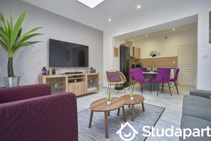 Chambre - 11 m² - 1 pièce