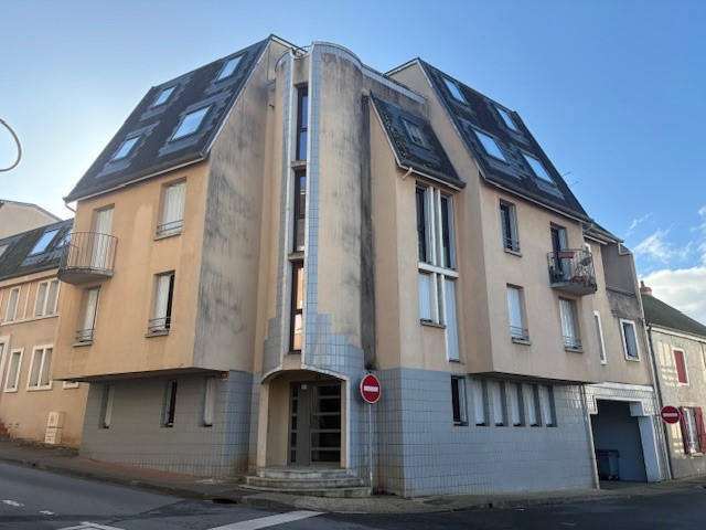 Appartement - 80 m² - 4 pièces