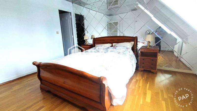 Maison - 221 m² - 8 pièces