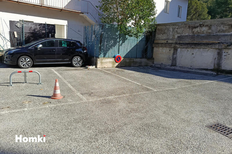 Parking - 12 m²