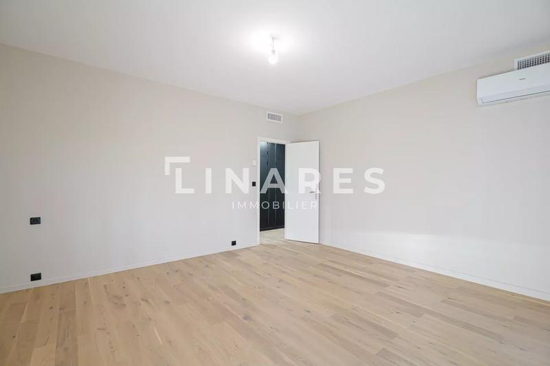 Appartement - 168 m² - 5 pièces