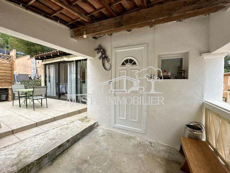 Maison - 136 m² - 6 pièces