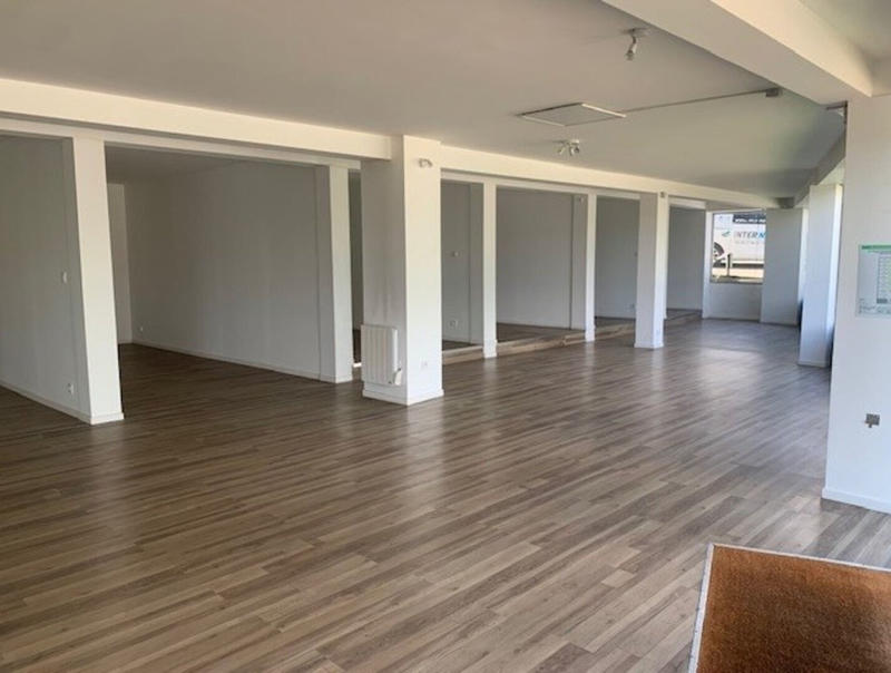 Local commercial - 317 m²