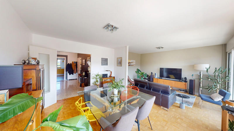 Appartement - 95 m² - 4 pièces