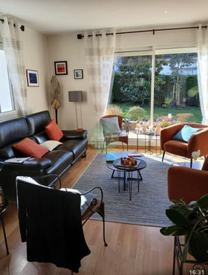 Maison - 90 m² - 5 pièces