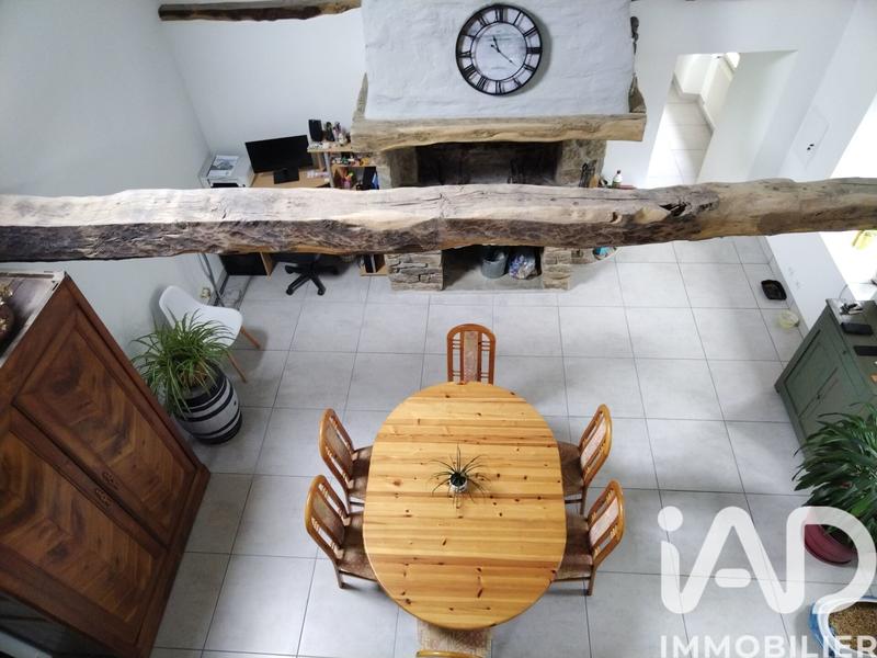 Maison - 210 m² - 8 pièces