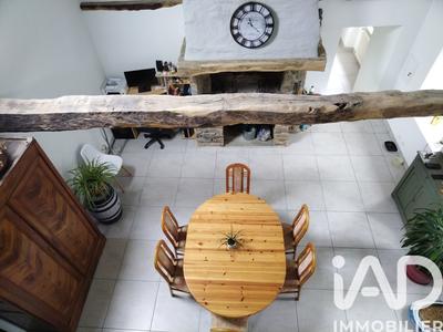 Maison - 210 m² - 8 pièces