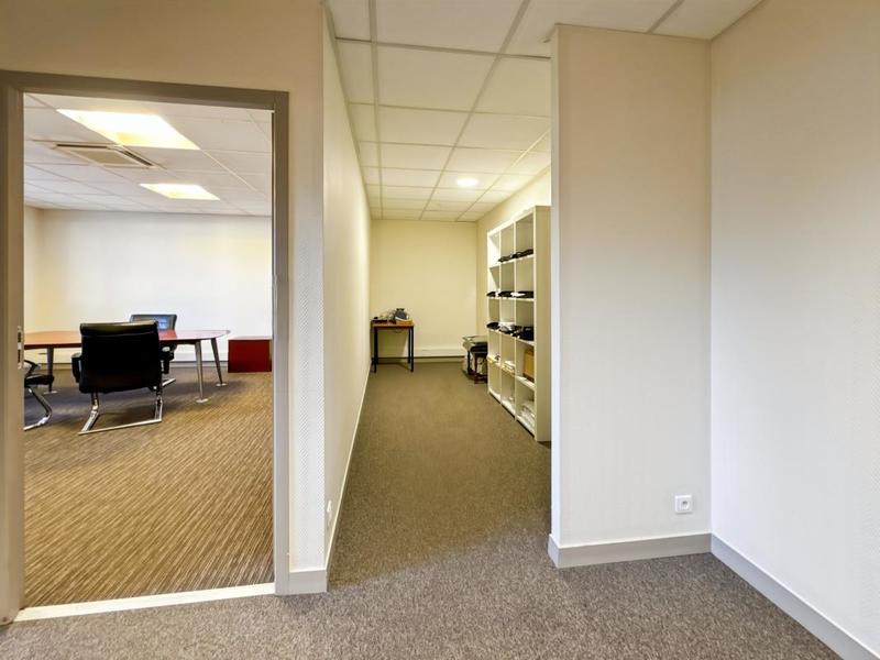 Local commercial - 147 m²