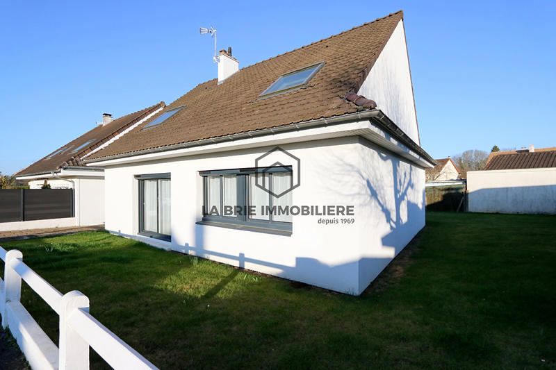 Maison - 128 m² - 7 pièces