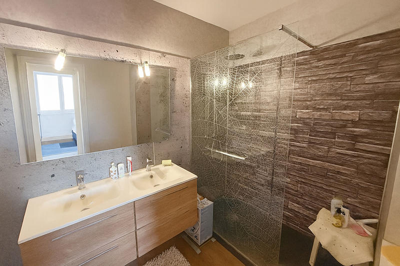 Appartement - 70 m² - 3 pièces