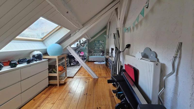 Maison - 205 m² - 7 pièces