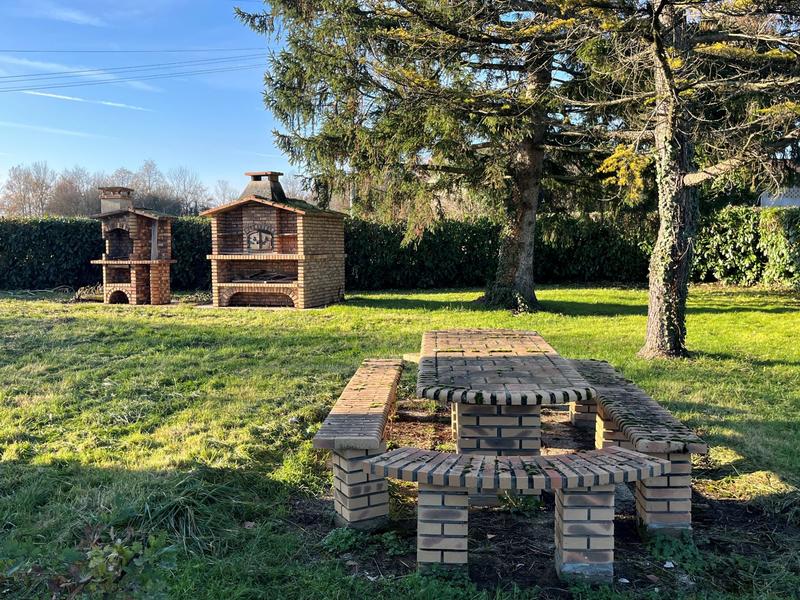 Maison traditionnelle - 171 m² - 7 pièces