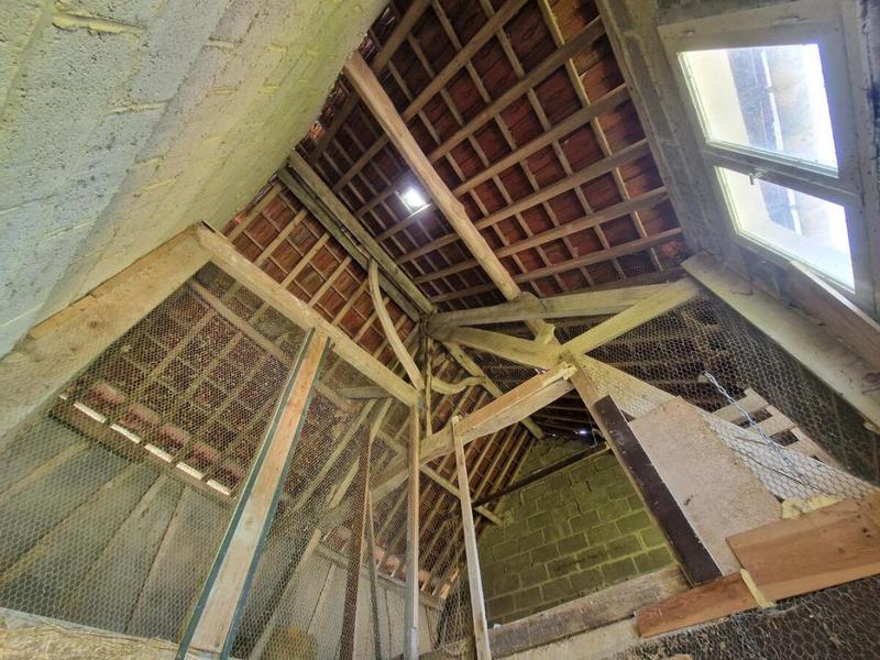 Maison - 231 m² - 8 pièces