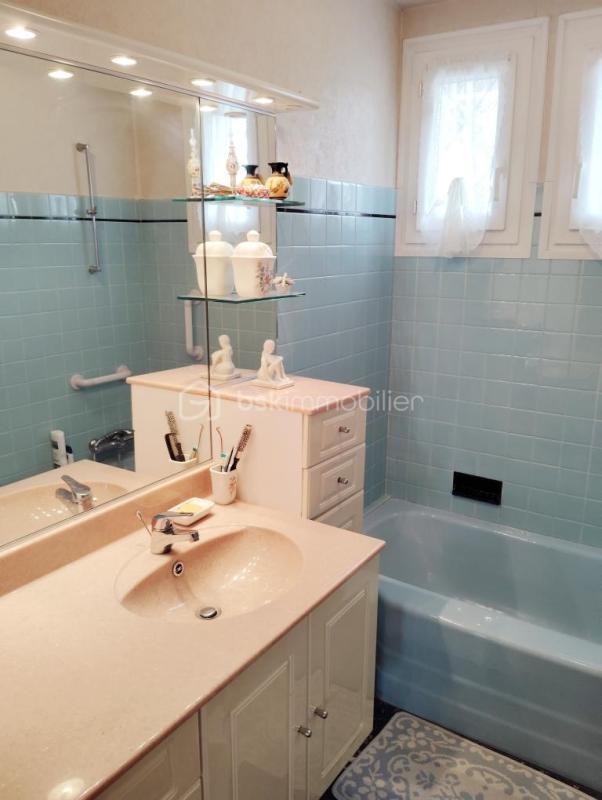 Maison - 121 m² - 5 pièces