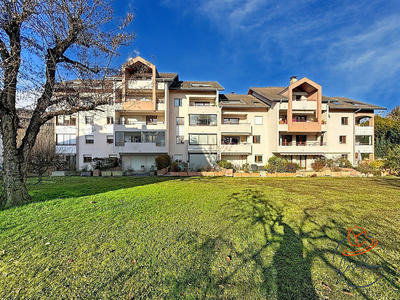 Appartement - 200 m² - 5 pièces