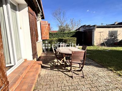 Maison - 104 m² - 5 pièces