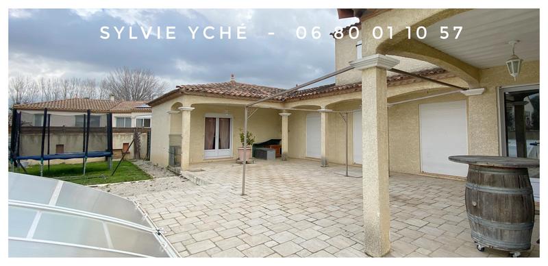 Villa - 151 m² - 6 pièces