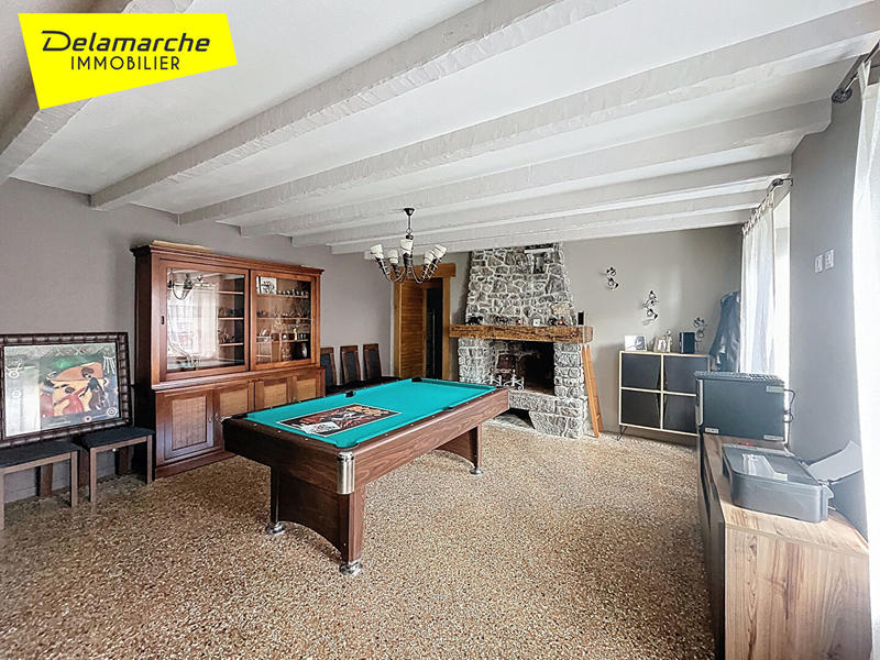 Maison - 233 m² - 7 pièces