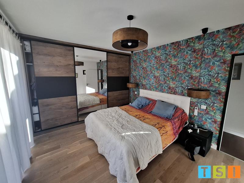 Maison - 263 m² - 8 pièces