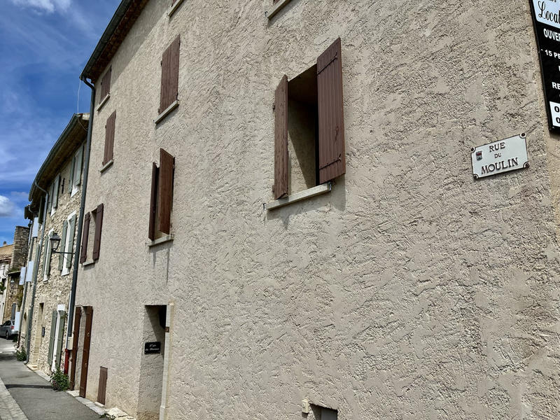 Maison de village - 180 m² - 10 pièces