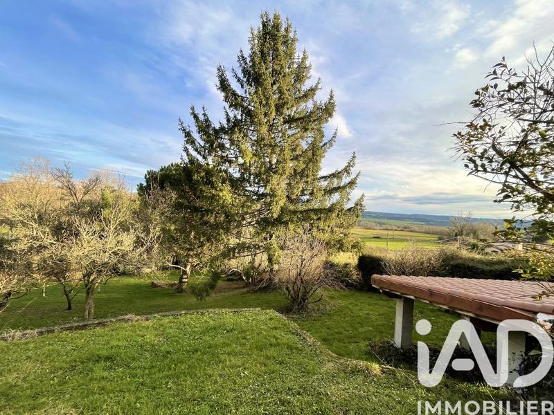 Maison - 276 m² - 9 pièces