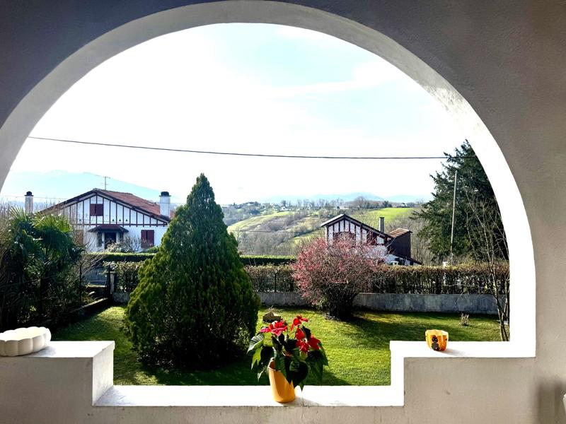 Maison - 183 m² - 7 pièces