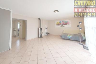 Maison - 122 m² - 4 pièces