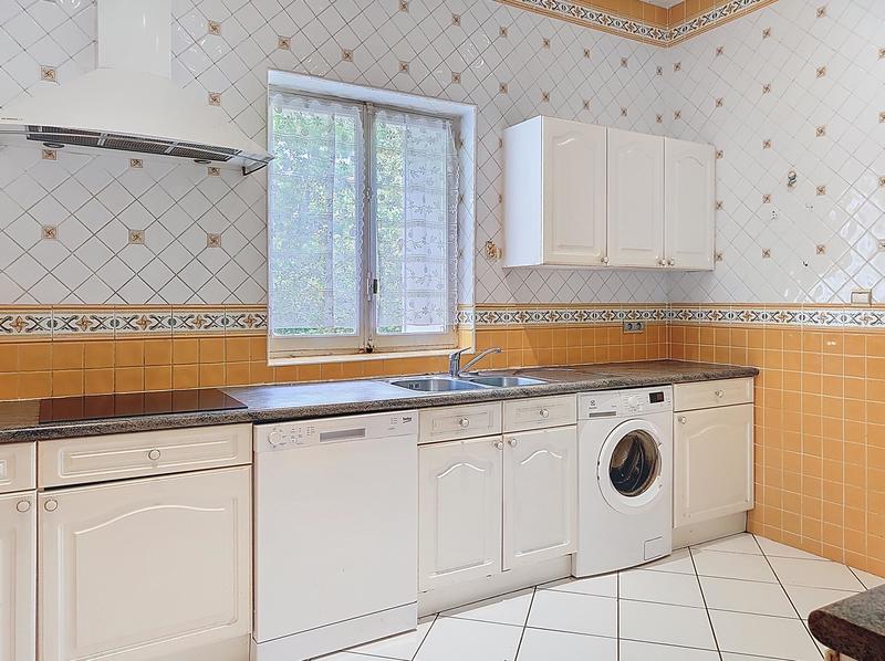 Maison ancienne - 195 m² - 8 pièces