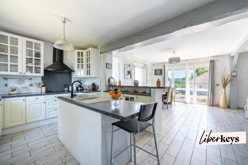 Maison - 132 m² - 5 pièces