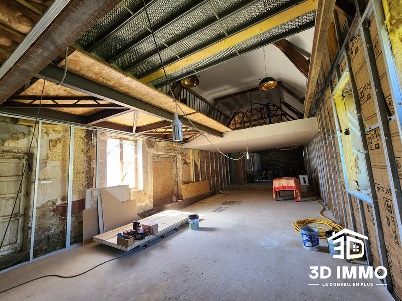 Maison - 305 m² - 7 pièces