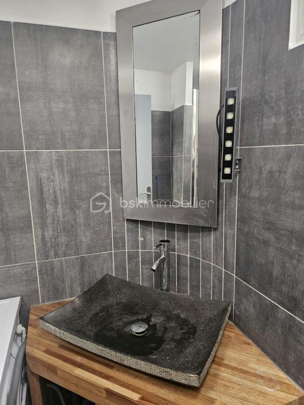 Studio - 21 m² - 1 pièce