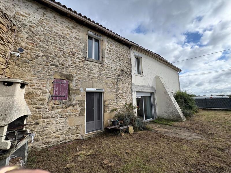 Maison - 138 m² - 5 pièces