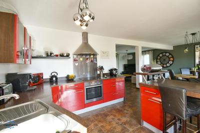 Maison - 139 m² - 6 pièces