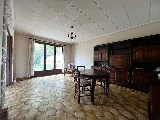 Maison - 104 m² - 5 pièces