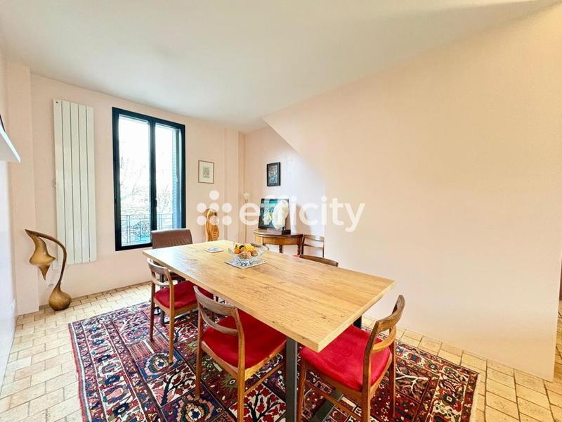 Maison ancienne - 205 m² - 6 pièces