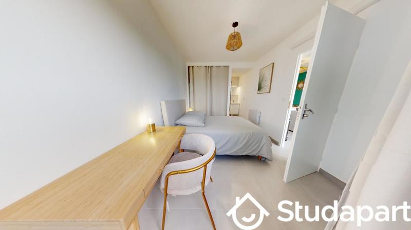 Chambre - 12 m² - 1 pièce