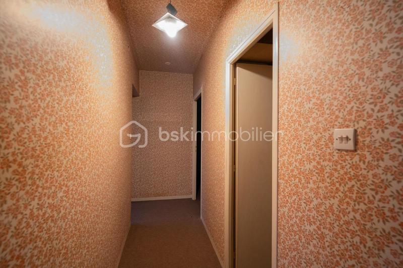 Maison traditionnelle - 320 m² - 8 pièces