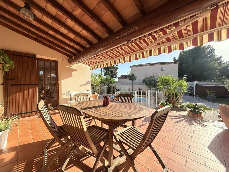 Maison traditionnelle - 111 m² - 4 pièces