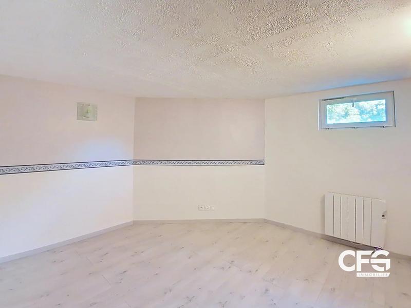 Maison - 145 m² - 7 pièces