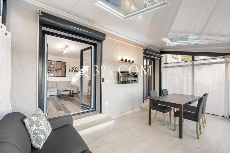 Studio - 68 m² - 2 pièces