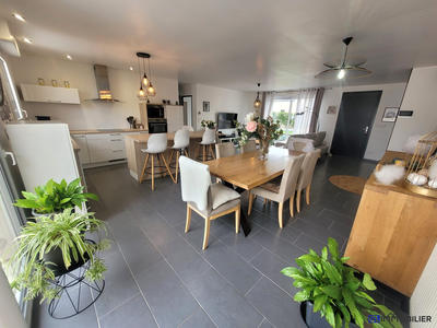 Maison - 96 m² - 4 pièces