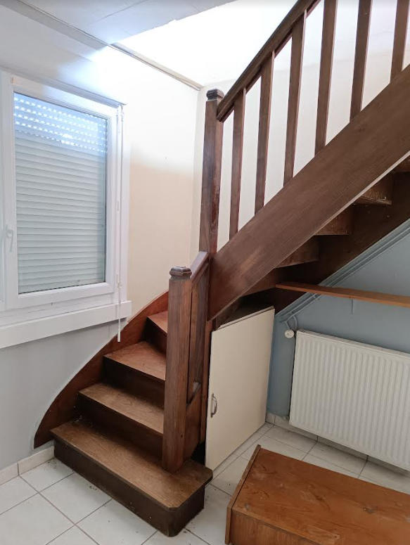 Maison - 107 m² - 7 pièces