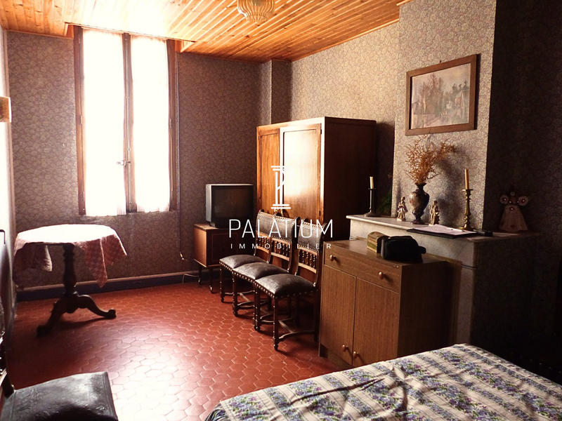 Maison - 146 m² - 7 pièces