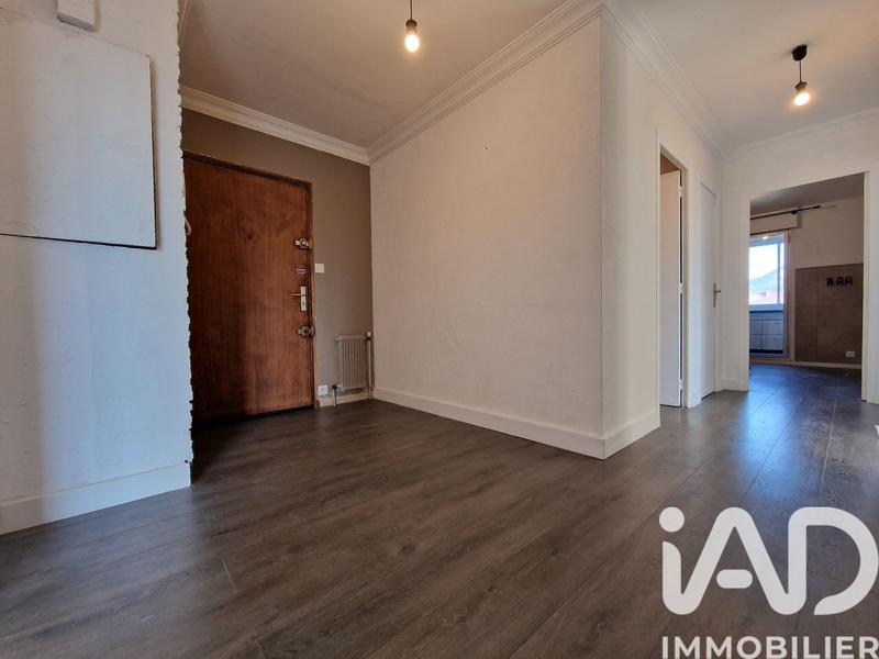 Appartement - 75 m² - 3 pièces