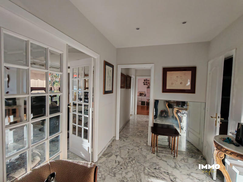 Appartement - 127 m² - 4 pièces