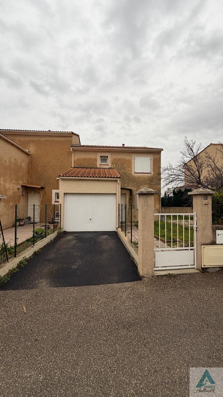 Maison - 77 m² - 4 pièces